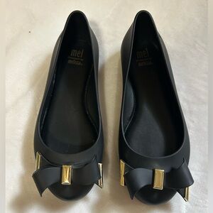 Mel Dreamed by Melissa Black Slip On SZ 1